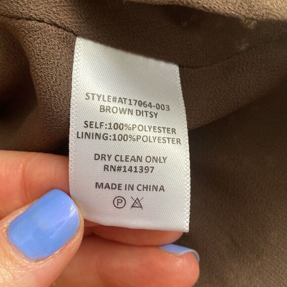 ASTR the Label Dark Brown Floral Long Sleeve Peasant Top Size Small - Picture 7 of 11